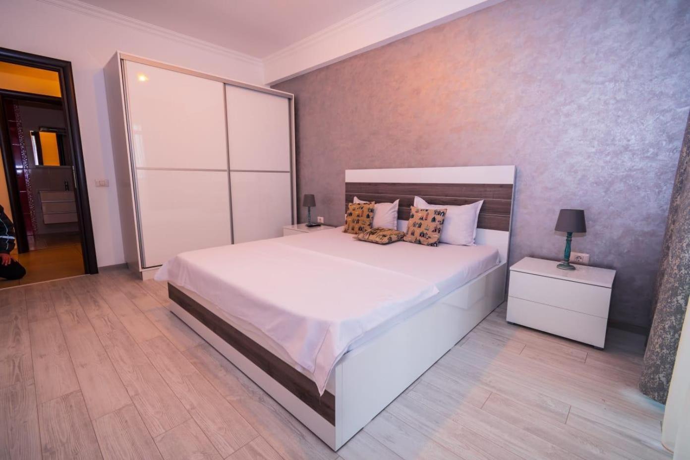 Sophia 2 & Moonlight Apartaments มามายา ภายนอก รูปภาพ